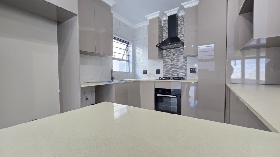 To Let 3 Bedroom Property for Rent in Cashan North West